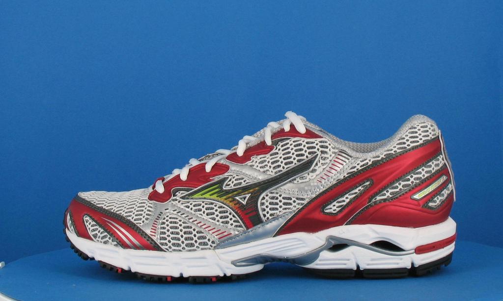 The Chronicles of My Running Shoes 2002–2026 mizuno wave rider 12 rouge